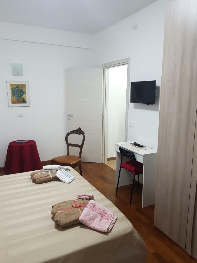 Casa Francesco Di Luca & Paola Appartement Verona Buitenkant foto